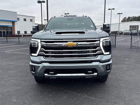Used 2026 Chevrolet Silverado 3500 High Country w/ Technology Package image 3