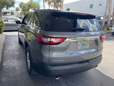 Used 2020 Chevrolet Traverse LS FWD image 12