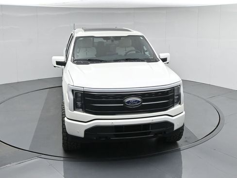 Used 2023 Ford F150 Lightning Platinum image 44