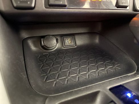 Certified 2025 Toyota RAV4 XLE w/ Convenience Package FWD image 30