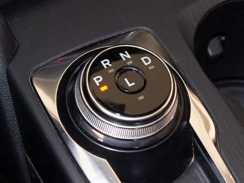 Used 2020 Ford Escape SE image 30