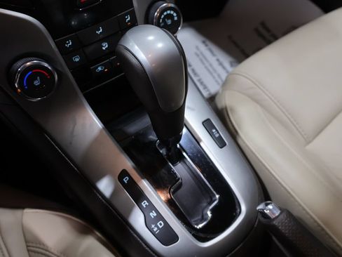 Used 2015 Chevrolet Cruze LT FWD image 27