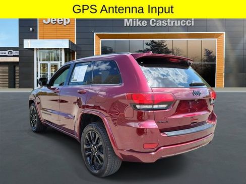 Used 2018 Jeep Grand Cherokee Altitude AWD/4WD image 6