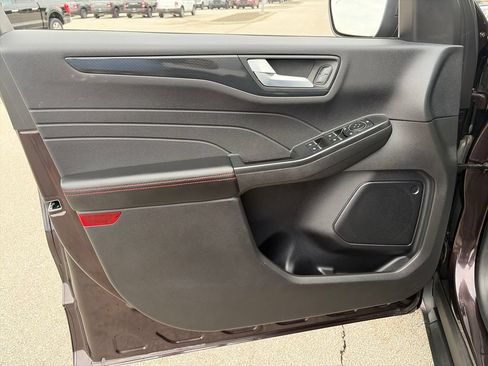 Used 2023 Ford Escape ST-Line w/ Tech Pack #1 FWD image 14