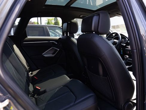 Used 2020 Audi Q3 2.0T Premium AWD/4WD image 25