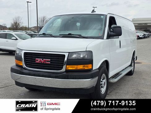 Used 2024 GMC Savana 2500 w/ Driver Convenience Package RWD image 3