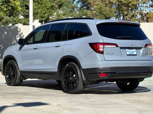 Certified 2022 Honda Pilot Black Edition image 3