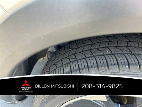 Used 2025 Nissan Rogue SV AWD/4WD image 26
