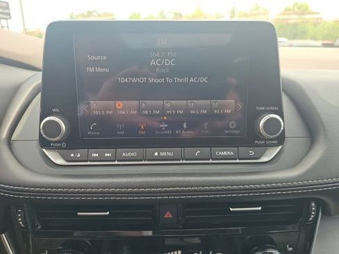 Used 2023 Nissan Rogue SV w/ SV Premium Package AWD/4WD image 23