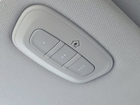 Used 2022 Jeep Cherokee Latitude Lux AWD/4WD image 23