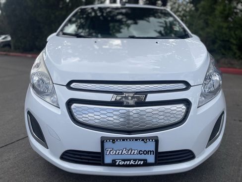 Used 2016 Chevrolet Spark LT image 9