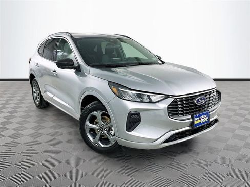 Certified 2024 Ford Escape ST-Line AWD/4WD image 1