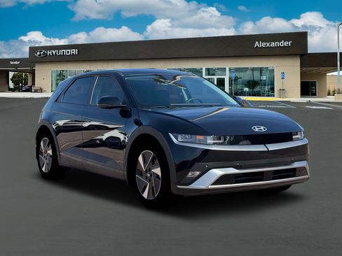 New 2026 Hyundai Ioniq 5 SEL RWD image 11