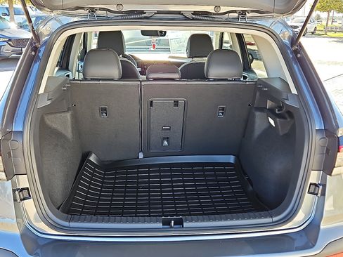 New 2026 Volkswagen Taos SE image 6