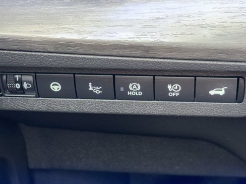 Certified 2024 Nissan Ariya FWD image 28