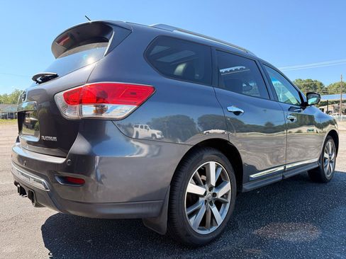 Used 2013 Nissan Pathfinder Platinum w/ Platinum Premium Pkg FWD image 5