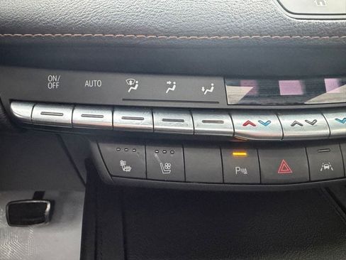 Used 2019 Cadillac XT4 Sport AWD/4WD image 31