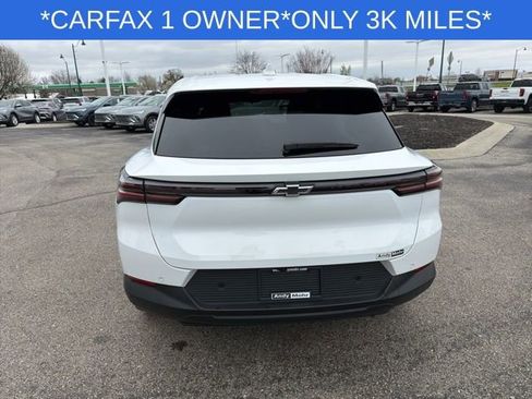 Used 2026 Chevrolet Equinox EV LT FWD image 11