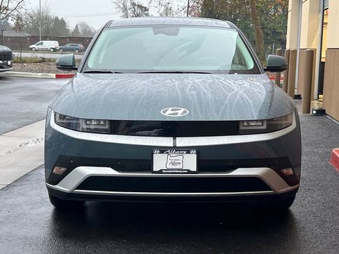 New 2026 Hyundai Ioniq 5 SE image 3