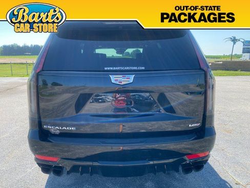 Used 2023 Cadillac Escalade V AWD/4WD image 5