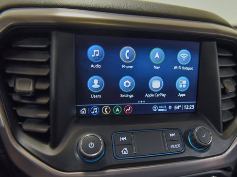 Used 2023 GMC Acadia AT4 image 20