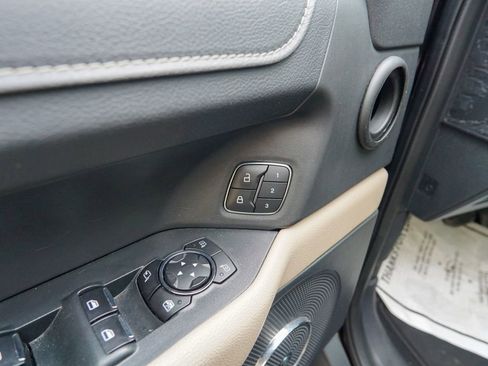 Used 2024 Ford Expedition Max Limited AWD/4WD image 23