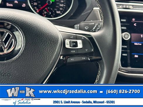 Used 2021 Volkswagen Tiguan SE FWD image 44