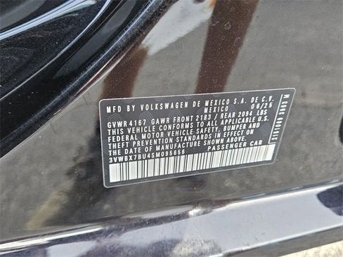 Used 2025 Volkswagen Jetta Sport image 17