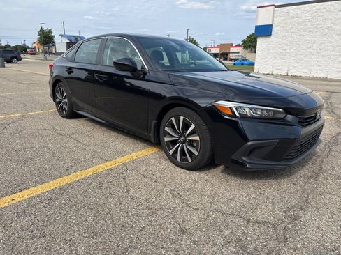 Used 2024 Honda Civic EX image 15