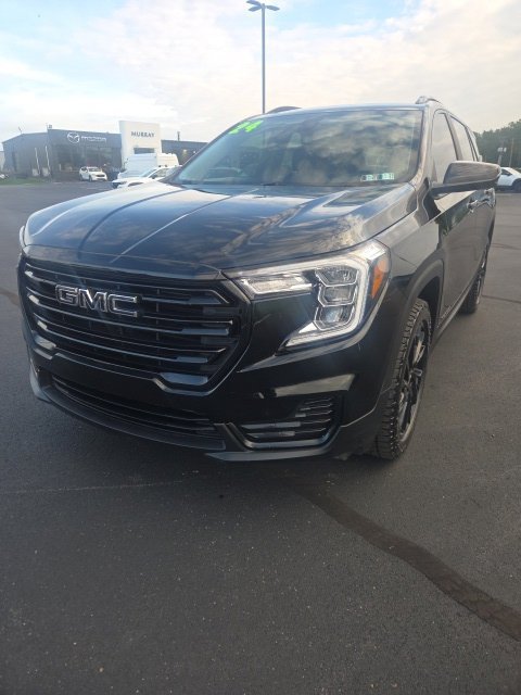 Used 2024 GMC Terrain SLE w/ Driver Convenience Package AWD/4WD image 1
