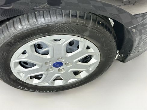 Used 2012 Ford Focus SE image 11