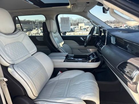 Used 2020 Lincoln Navigator L Black Label w/ Cargo Convenience Package image 13