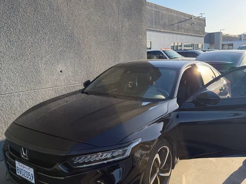 Used 2021 Honda Accord Sport image 4