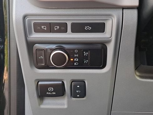 Certified 2023 Ford F150 Lightning XLT image 23