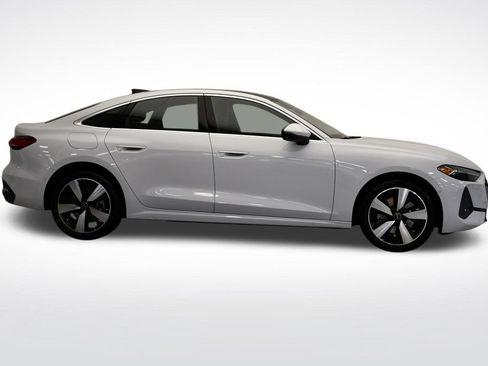 Used 2025 Audi A5 2.0T Premium Plus w/ Premium Plus AWD/4WD image 6