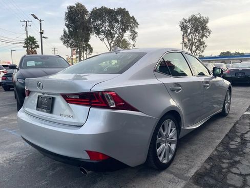 Used 2016 Lexus IS 200t RWD image 5
