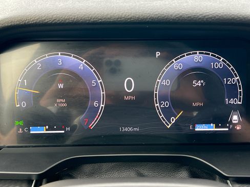 Used 2024 Jeep Grand Cherokee Altitude image 29