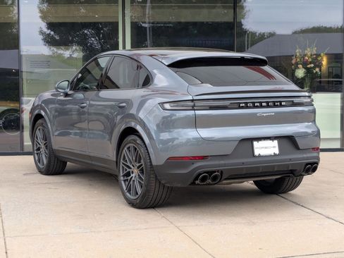 New 2026 Porsche Cayenne Coupe AWD/4WD image 3