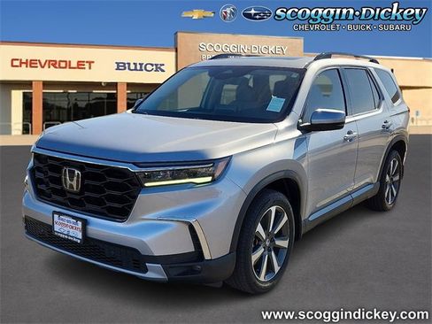 Used 2023 Honda Pilot Touring image 1