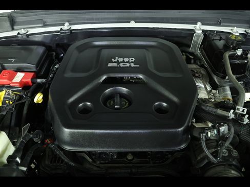 Used 2022 Jeep Wrangler Sport S image 16