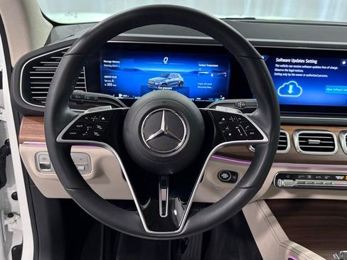 Certified 2025 Mercedes-Benz GLE 350 4MATIC image 13