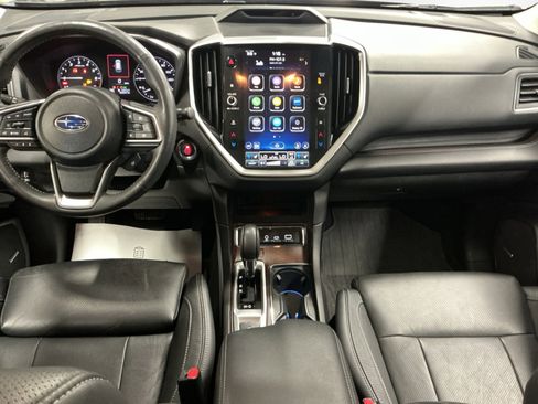 Used 2023 Subaru Ascent Touring AWD/4WD image 11
