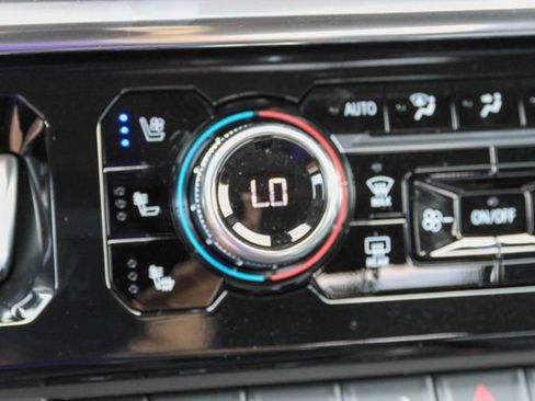 New 2026 GMC Sierra 1500 Denali w/ Technology Package AWD/4WD image 24
