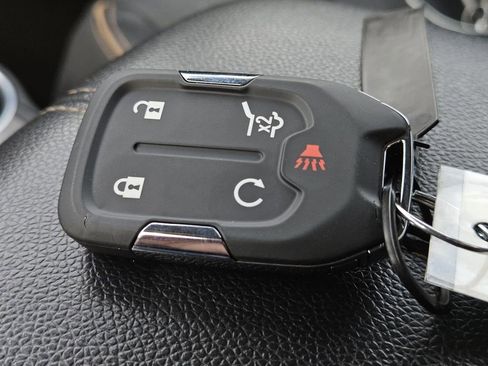 Certified 2023 GMC Terrain AT4 image 33