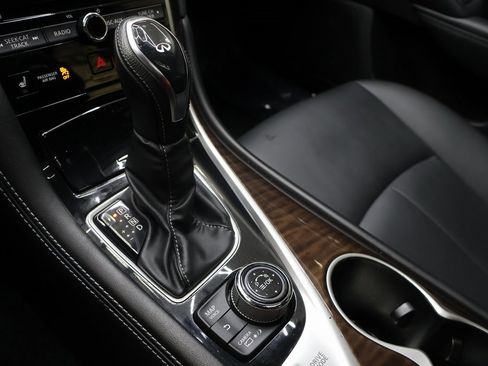 Used 2019 INFINITI Q50 Luxe w/ Essential Package (3.0T Luxe) image 24