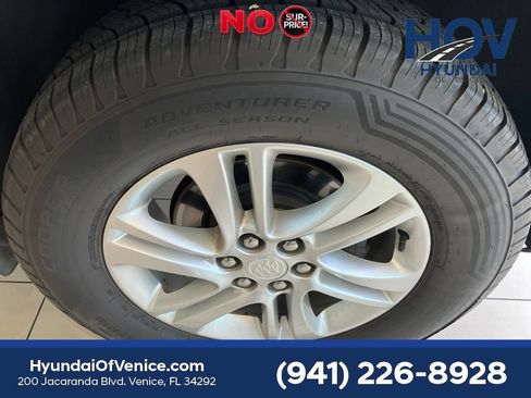Used 2021 Buick Enclave Essence w/ Sound and Sites Package FWD image 8