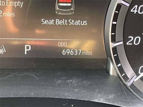 Used 2023 Toyota Highlander LE image 24