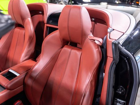 Used 2014 Aston Martin V8 Vantage Roadster RWD image 41