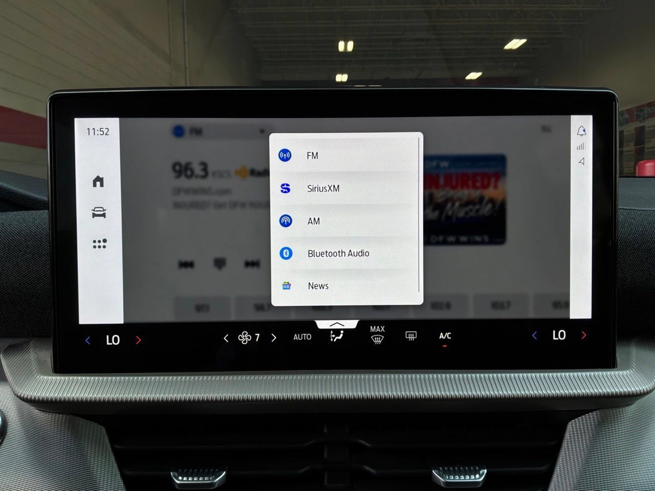 Used 2026 Ford Explorer Active RWD image 35