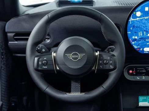 Used 2026 MINI Cooper 2-Door Hardtop FWD image 13